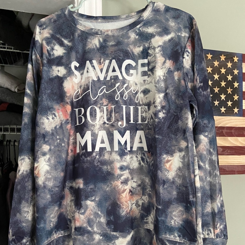 Sweater, mama graphic sweater size L